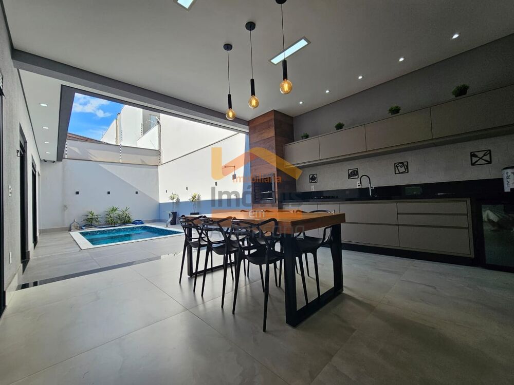 Casa à venda com 3 quartos, 180m² - Foto 3