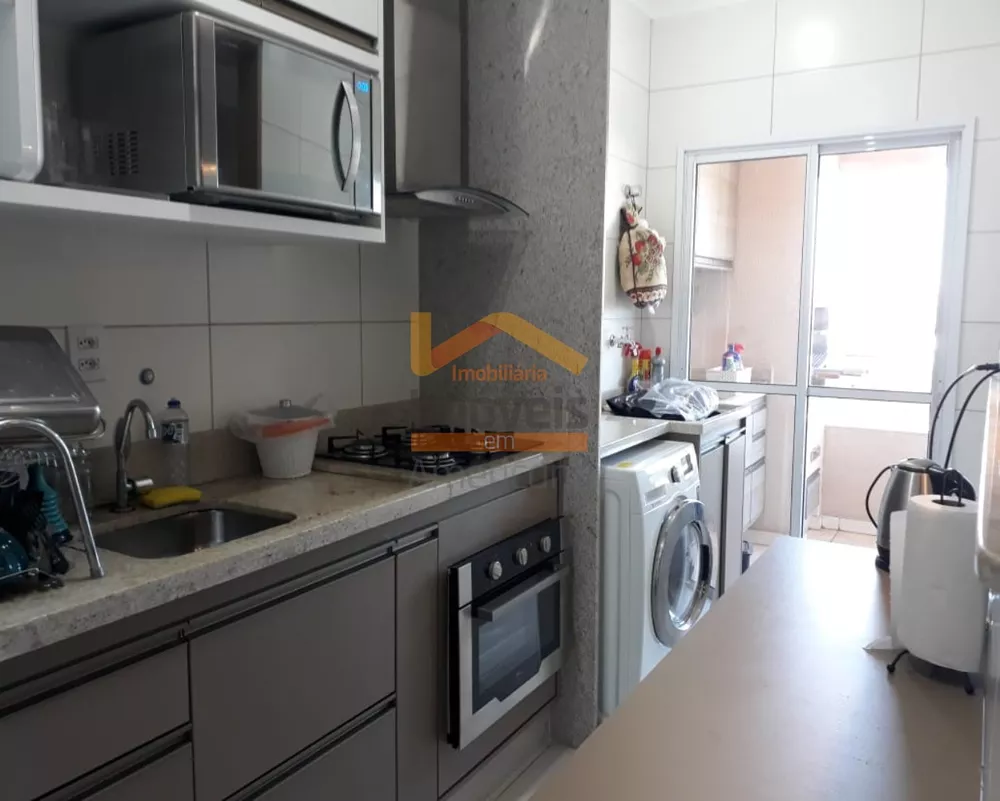 Apartamento à venda com 3 quartos, 75m² - Foto 4