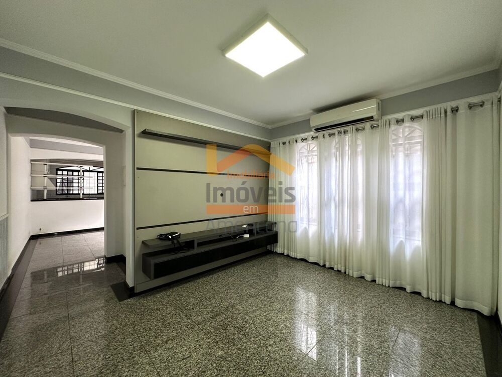 Casa, 3 quartos, 263 m² - Foto 10