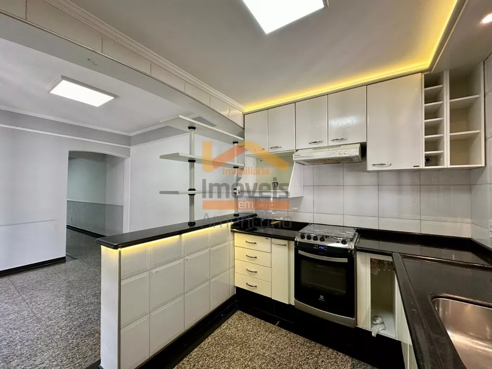 Casa, 3 quartos, 263 m² - Foto 7