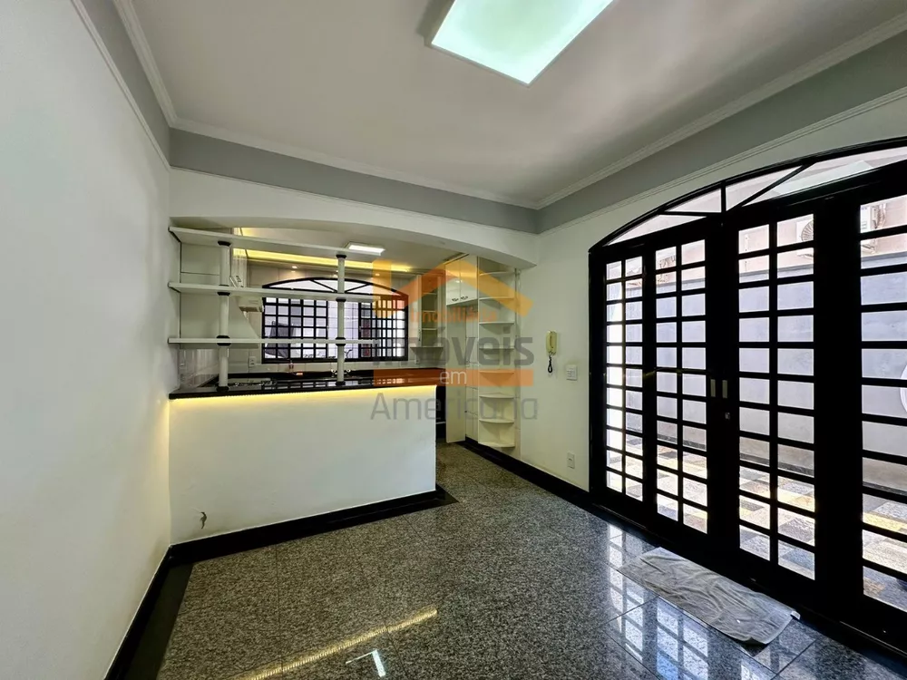 Casa, 3 quartos, 263 m² - Foto 8