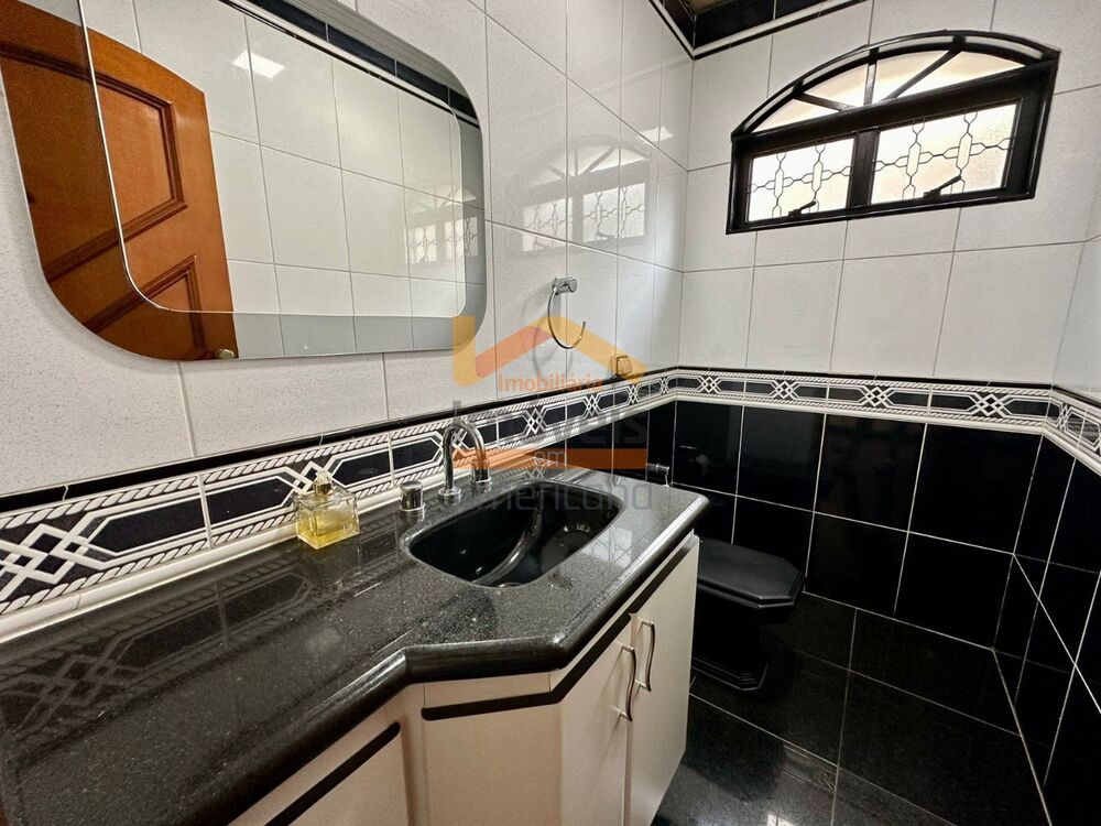 Casa, 3 quartos, 263 m² - Foto 13