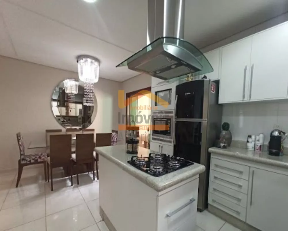 Casa, 3 quartos, 230 m² - Foto 13