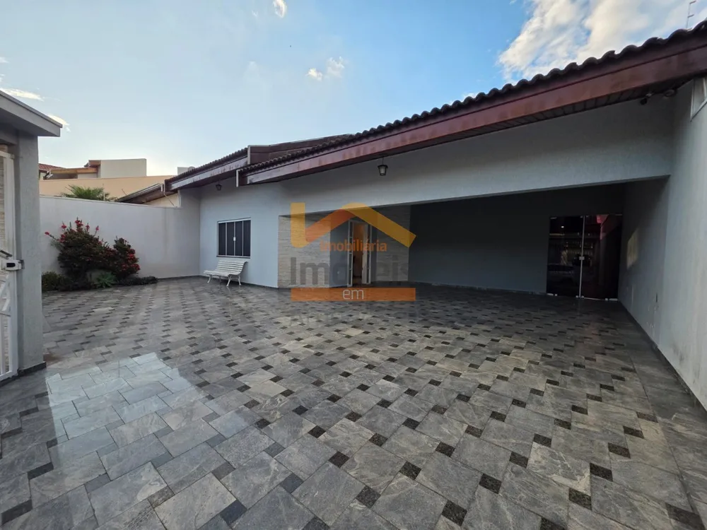 Casa, 3 quartos, 237 m² - Foto 4