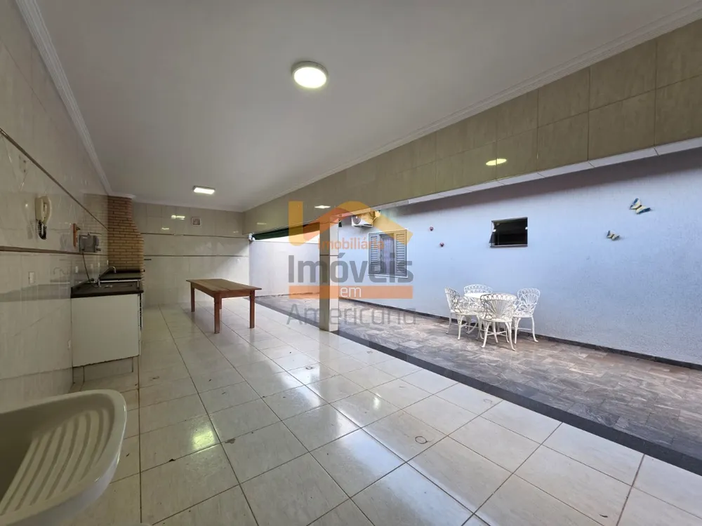 Casa, 3 quartos, 237 m² - Foto 2