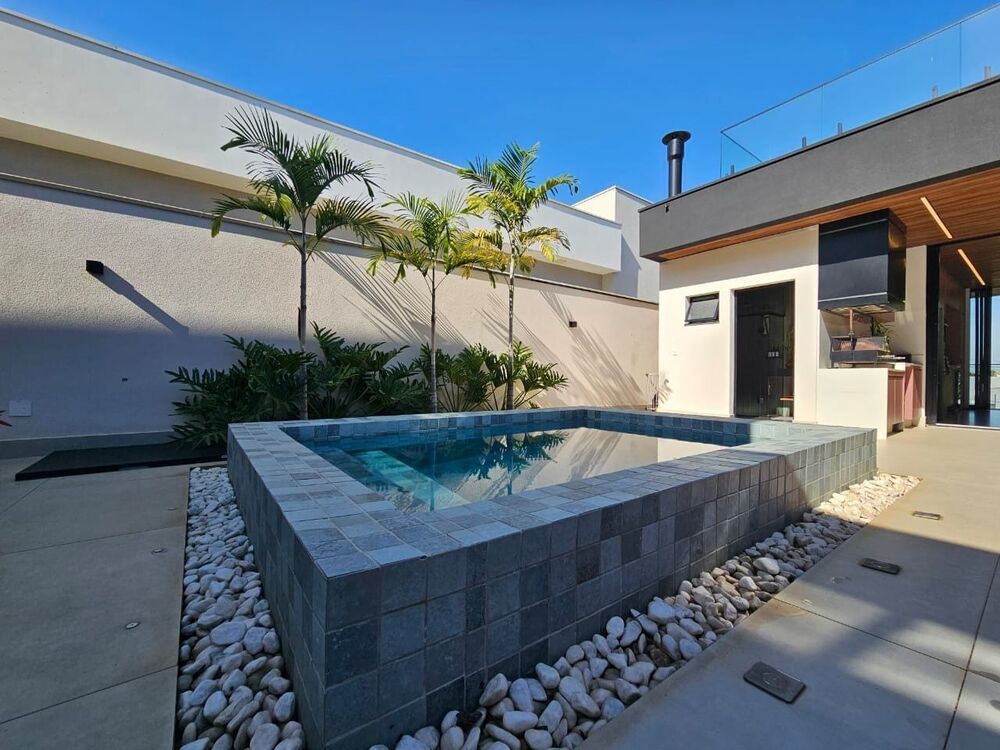 Casa de Condomínio à venda com 3 quartos, 339m² - Foto 1