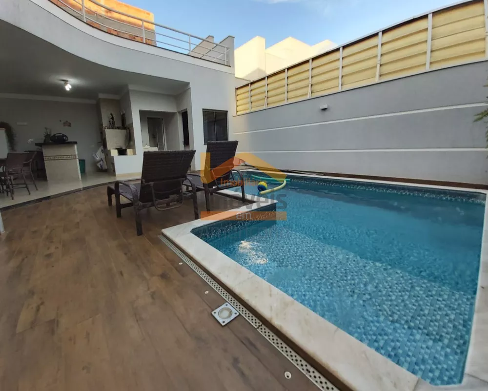 Casa de Condomínio à venda com 4 quartos, 398m² - Foto 1