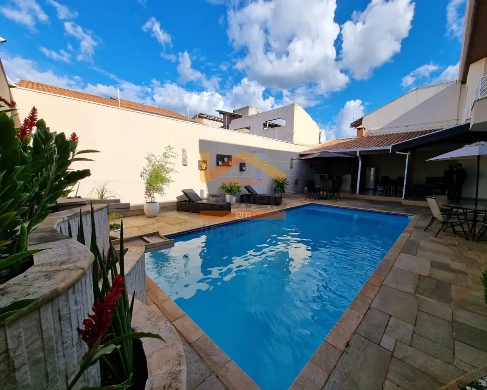 Casa, 3 quartos, 375 m² - Foto 1