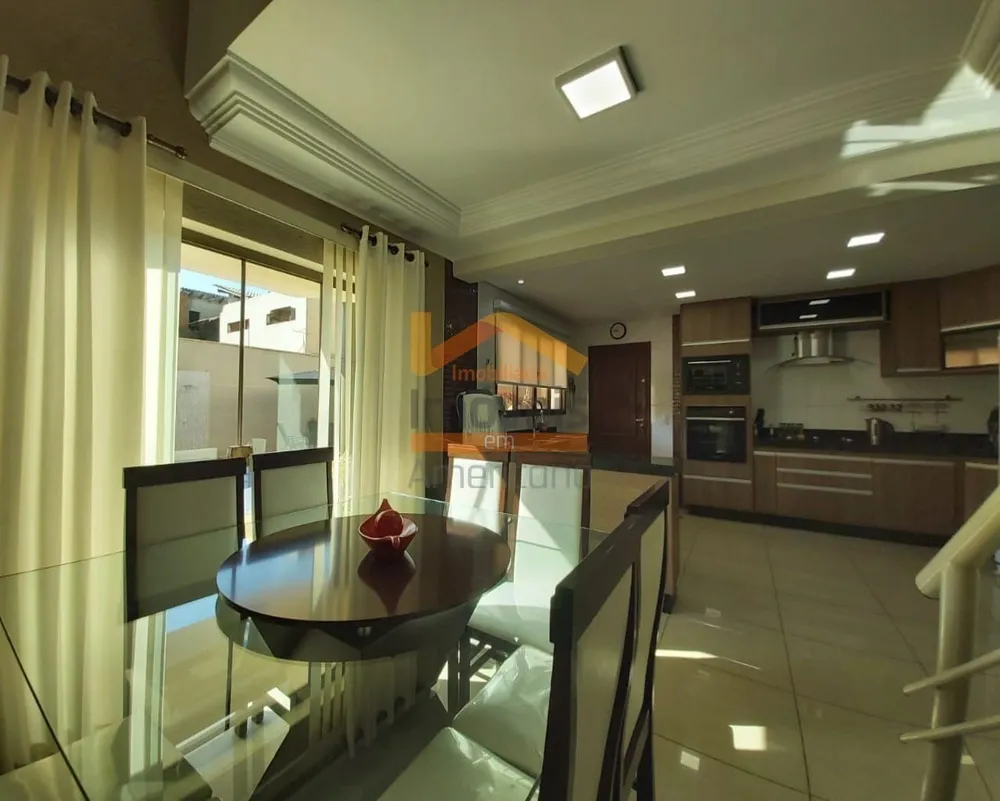 Casa, 3 quartos, 375 m² - Foto 2