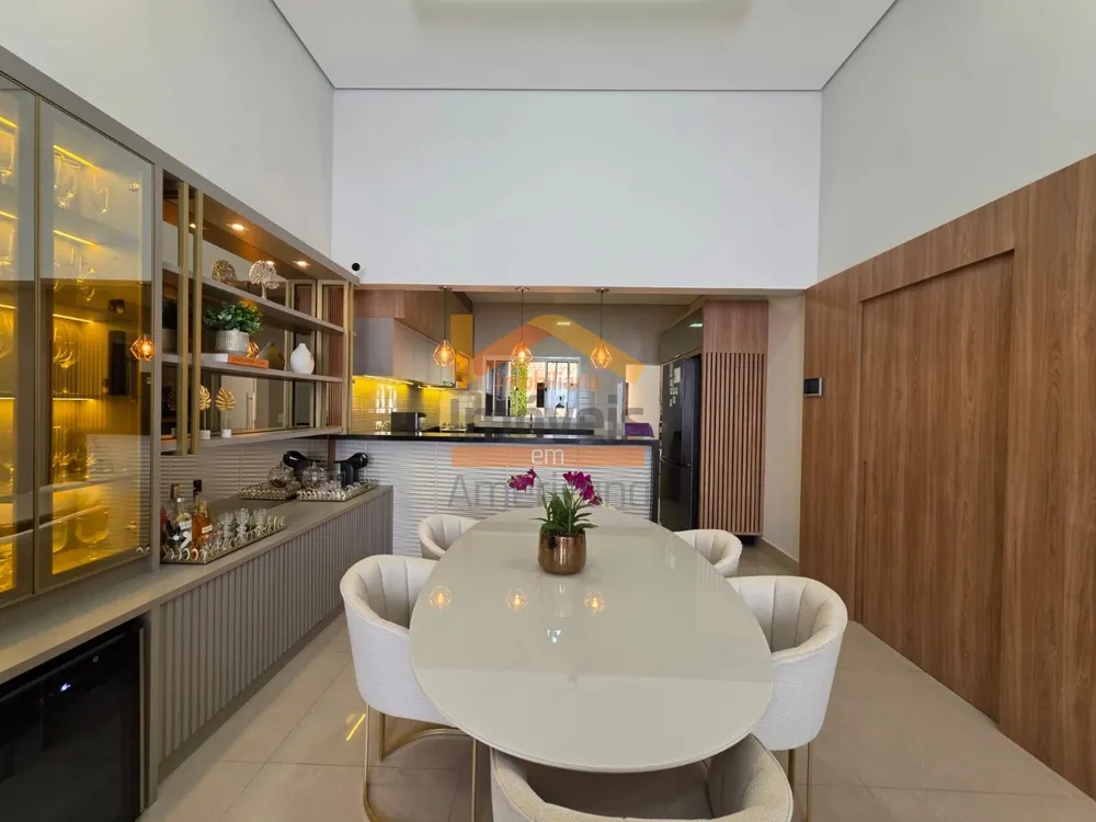 Casa, 3 quartos, 190 m² - Foto 2