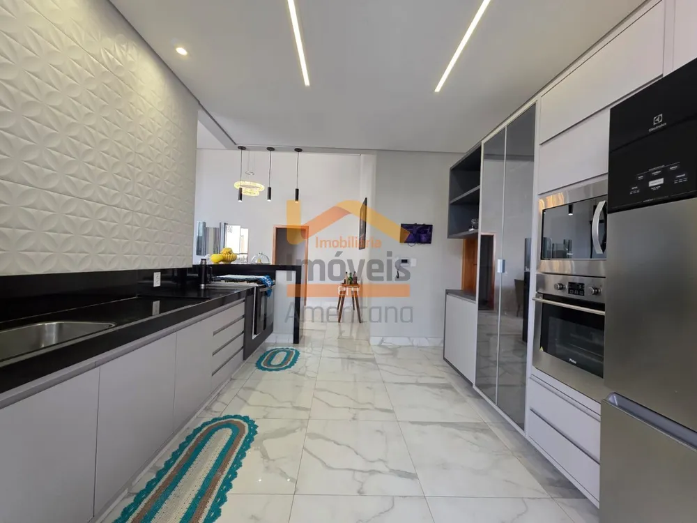 Casa, 3 quartos, 220 m² - Foto 1