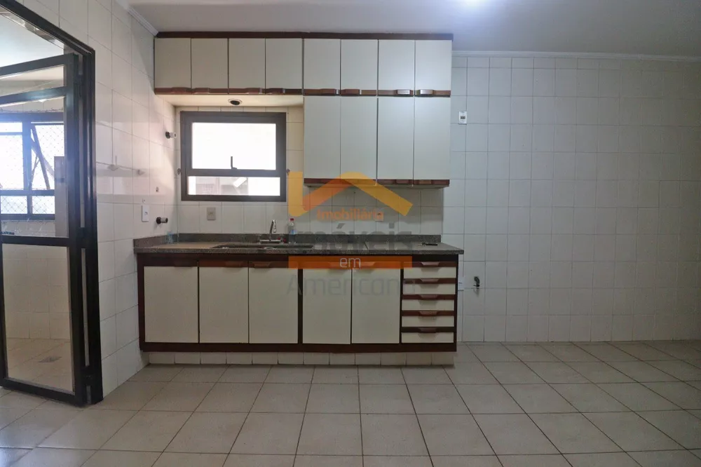 Apartamento à venda com 3 quartos, 119m² - Foto 4