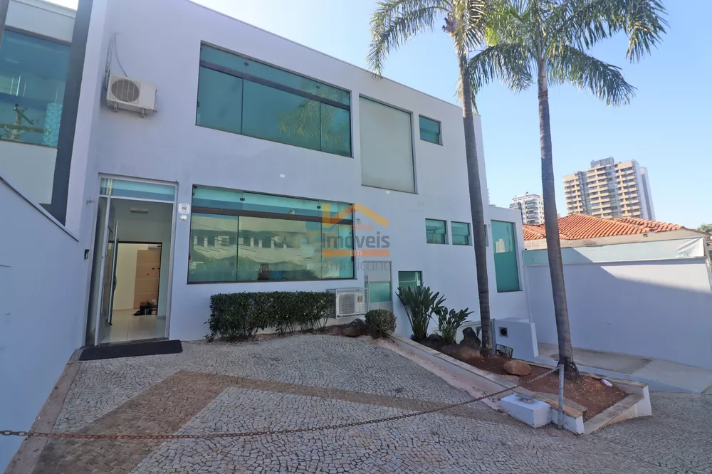 Prédio Inteiro para alugar, 371m² - Foto 1