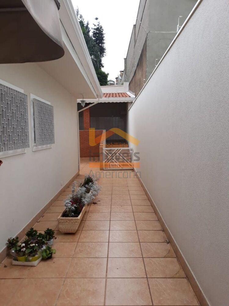 Casa à venda com 3 quartos, 170m² - Foto 4