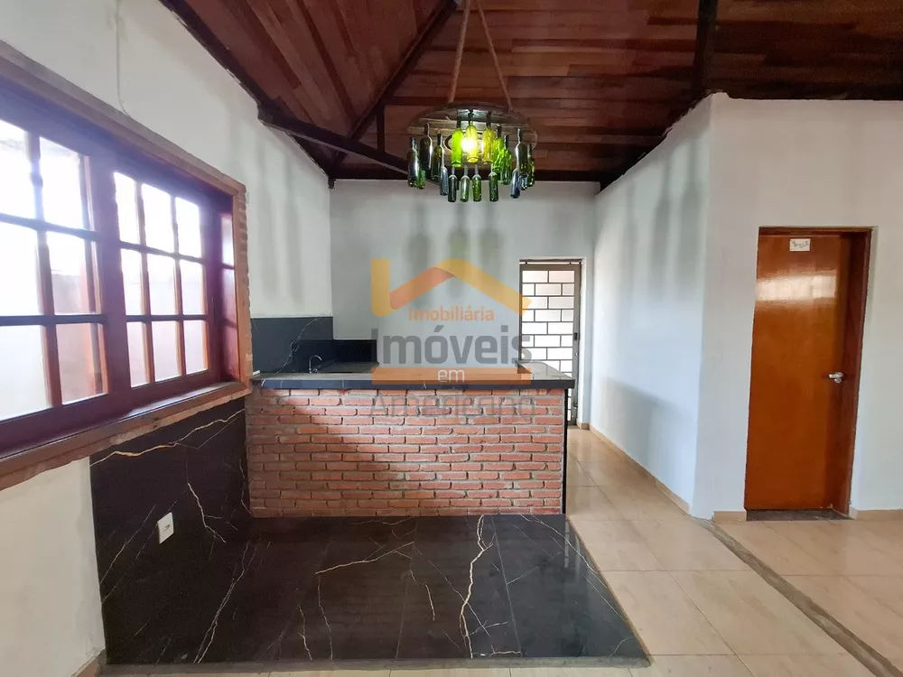 Prédio Inteiro - Foto 1