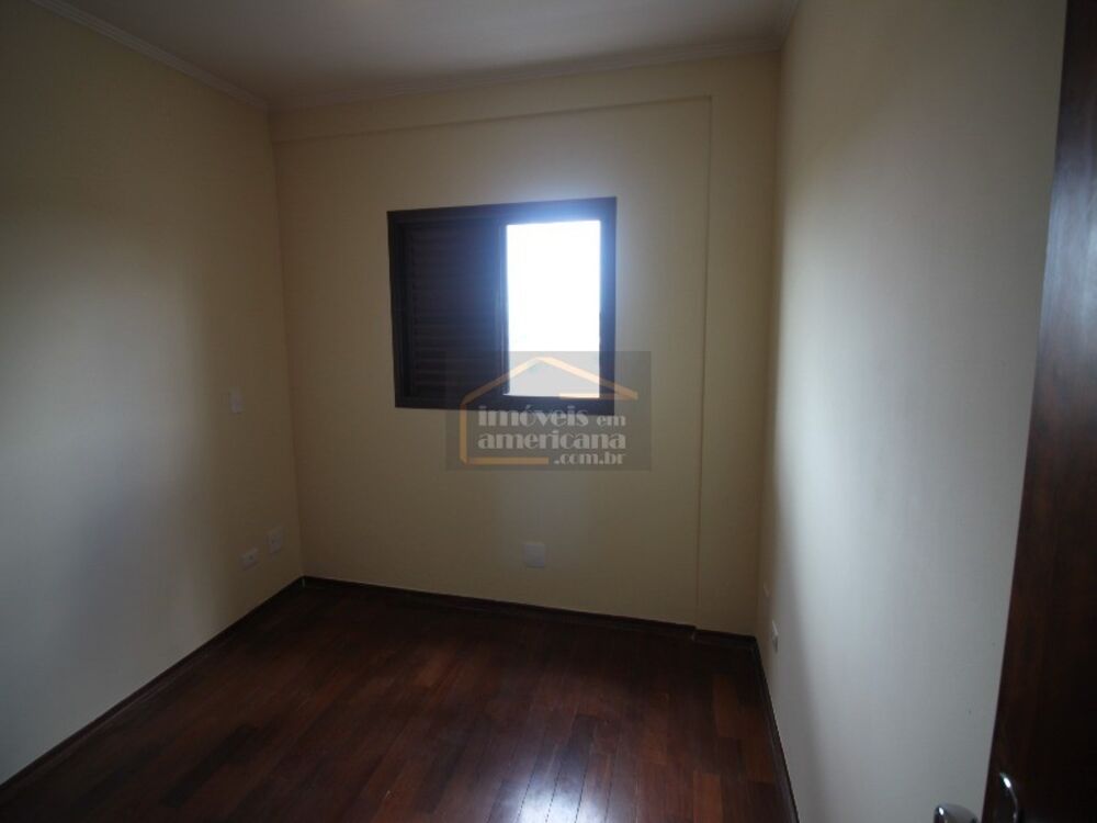 Apartamento à venda com 3 quartos, 96m² - Foto 2