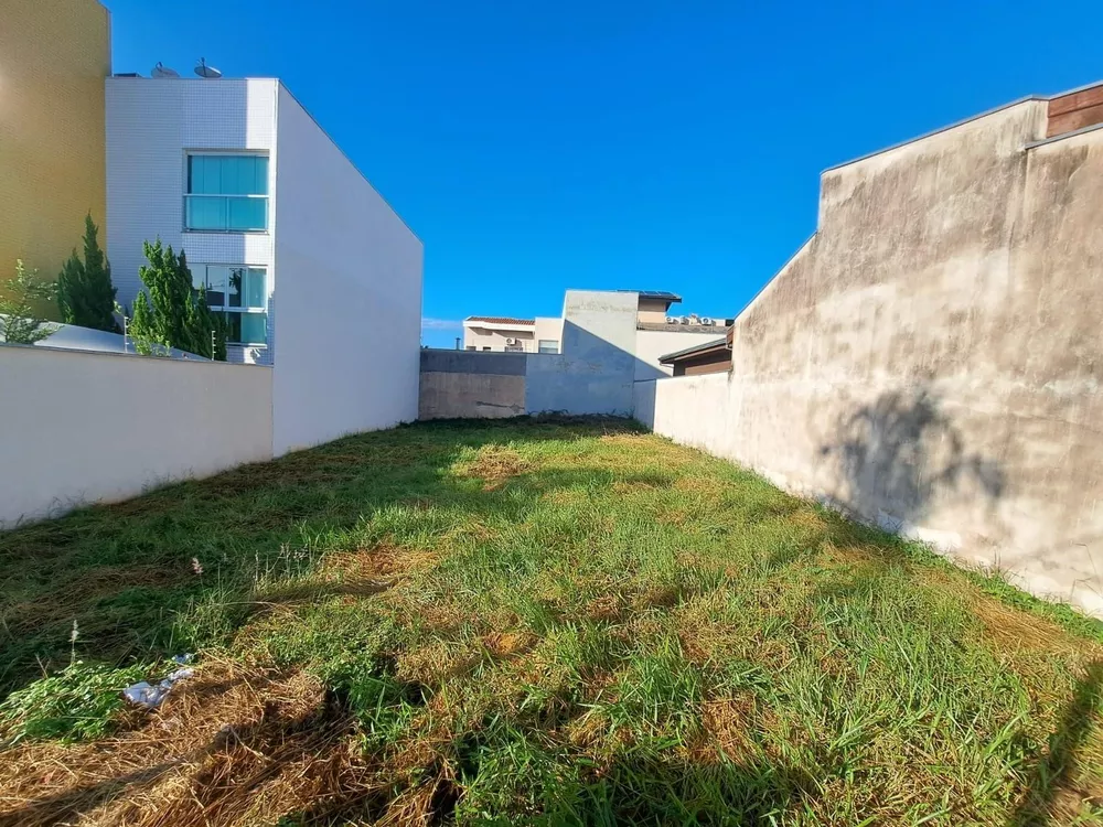 Terreno, 300 m² - Foto 1
