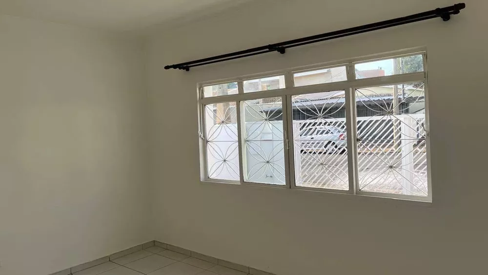 Casa à venda com 3 quartos, 198m² - Foto 3