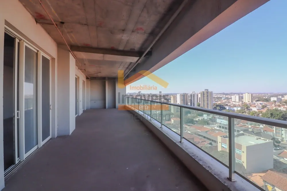 Apartamento, 3 quartos, 330 m² - Foto 2