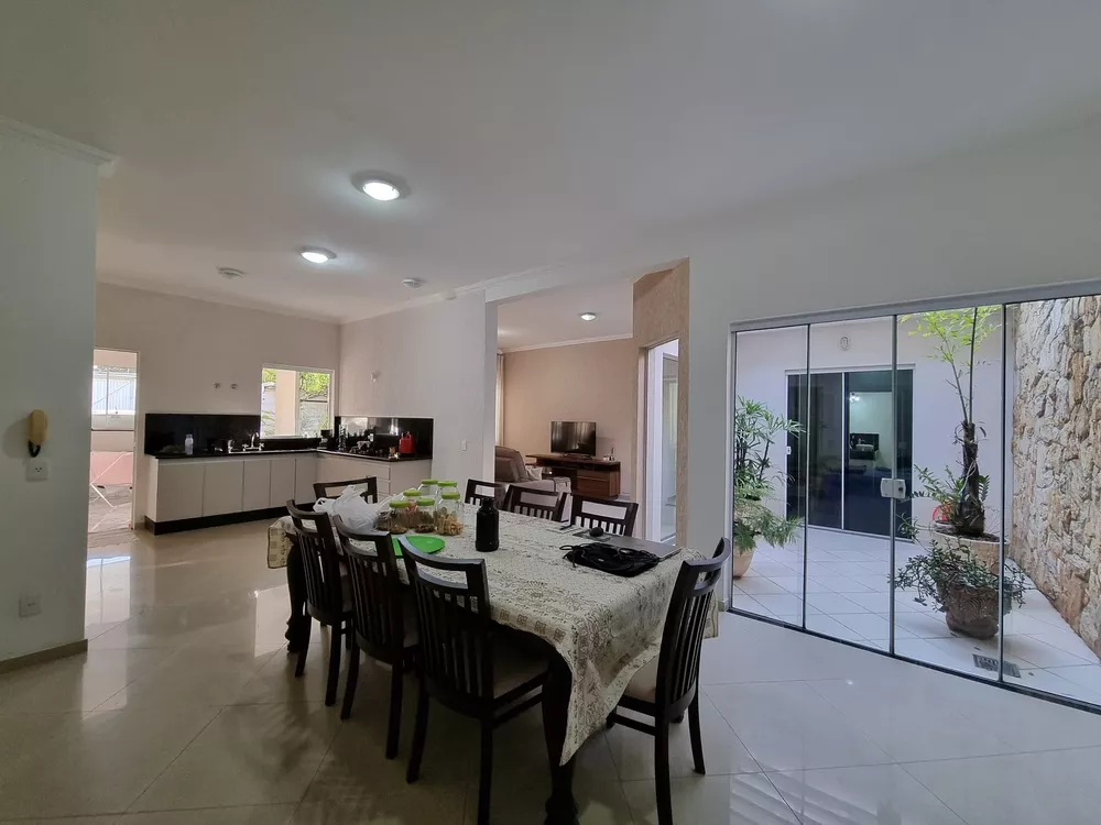 Casa, 3 quartos, 247 m² - Foto 9