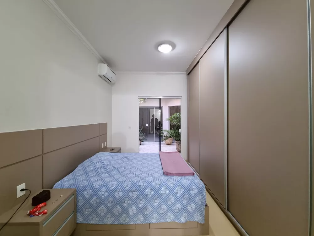 Casa, 3 quartos, 247 m² - Foto 8