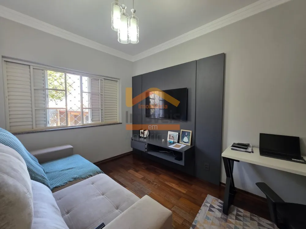 Casa, 3 quartos, 270 m² - Foto 2