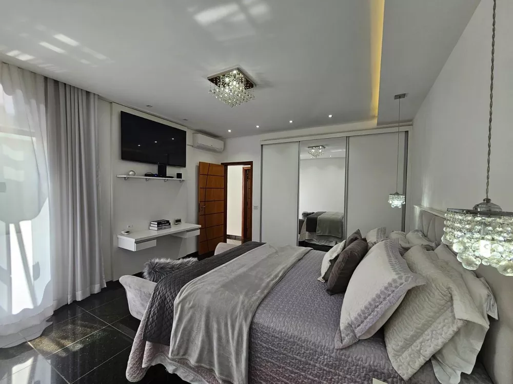 Casa, 3 quartos, 231 m² - Foto 6