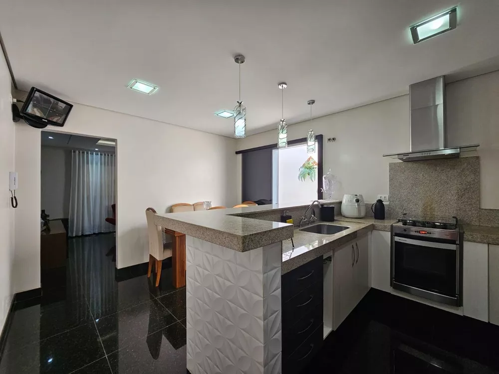 Casa, 3 quartos, 231 m² - Foto 31