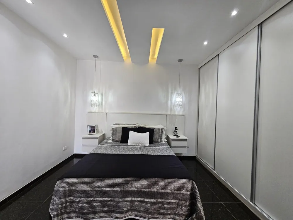 Casa, 3 quartos, 231 m² - Foto 13