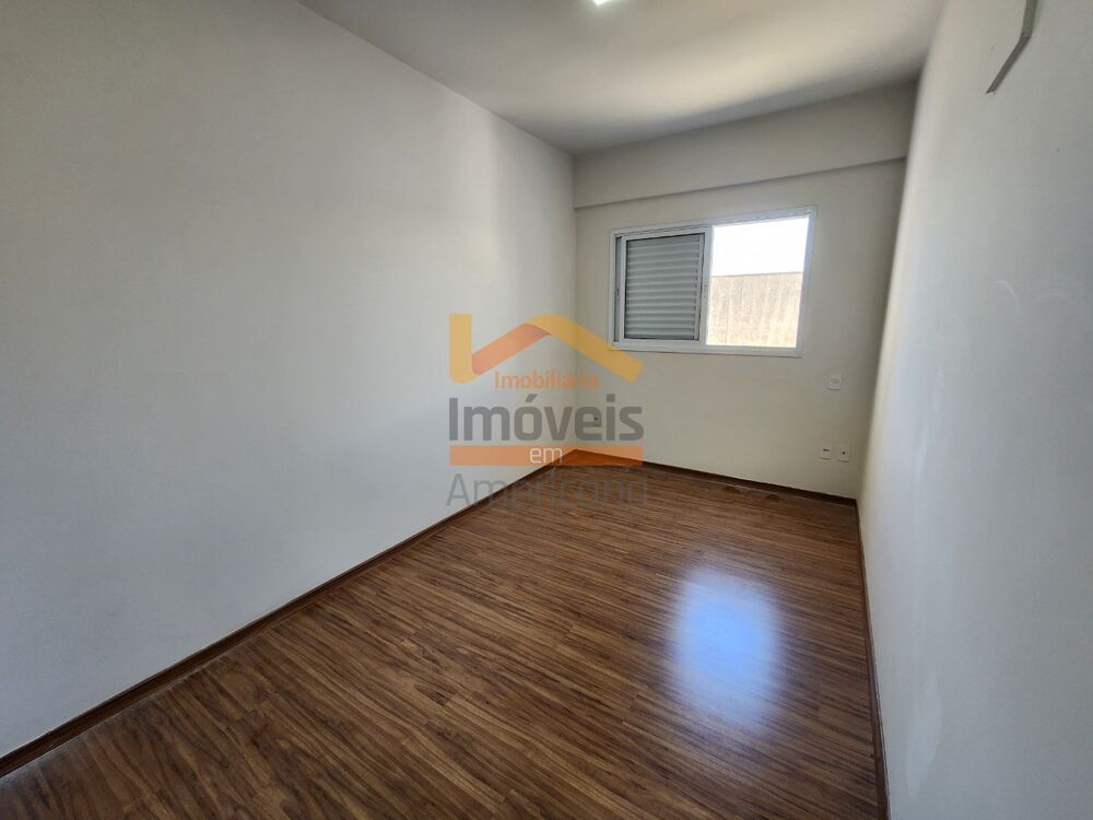 Apartamento à venda com 2 quartos, 65m² - Foto 3
