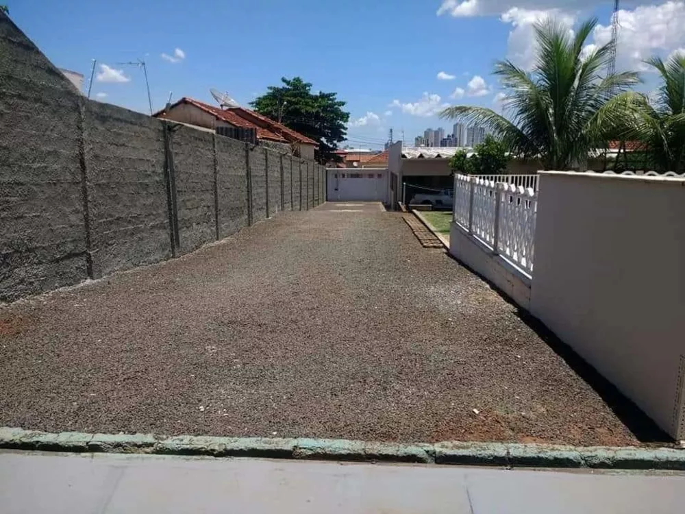 Casa à venda e aluguel com 3 quartos, 456m² - Foto 2