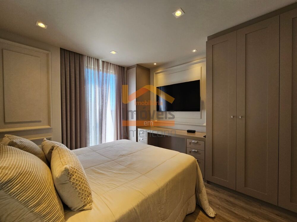 Casa de Condomínio à venda com 5 quartos, 304m² - Foto 3