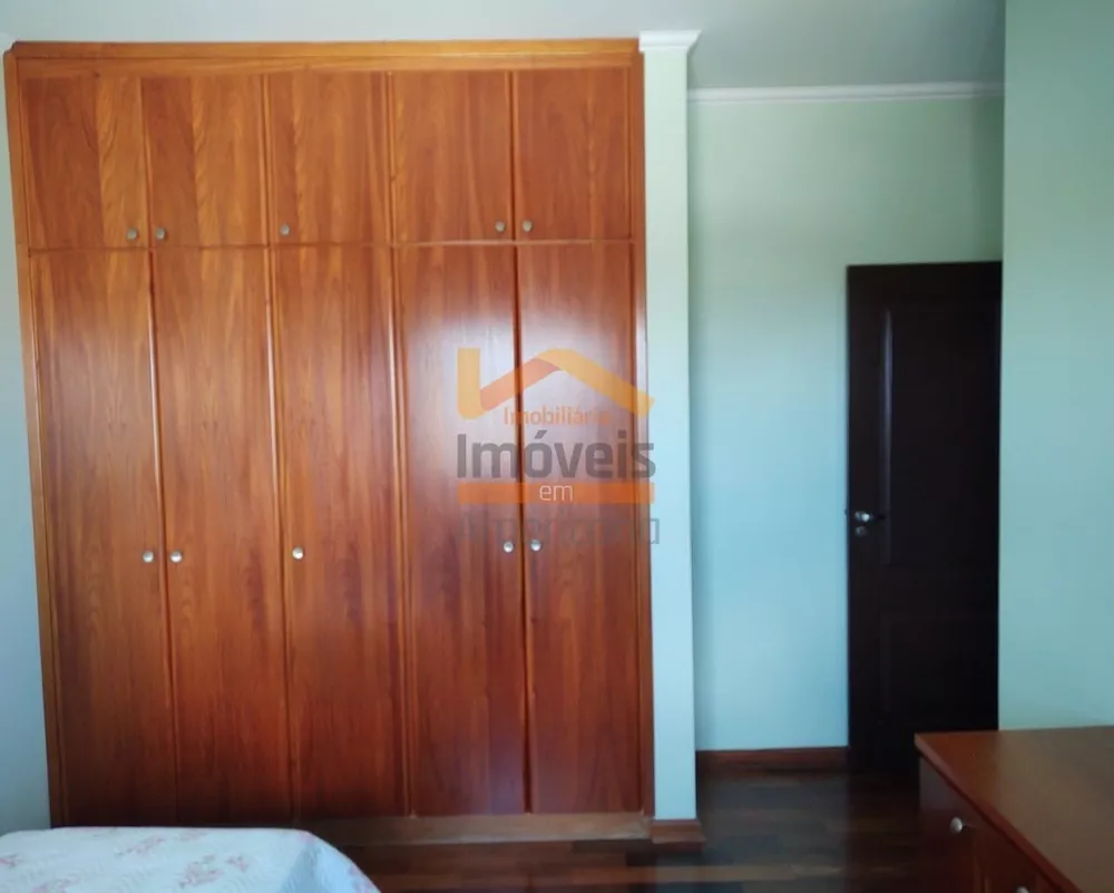 Casa, 4 quartos, 278 m² - Foto 10