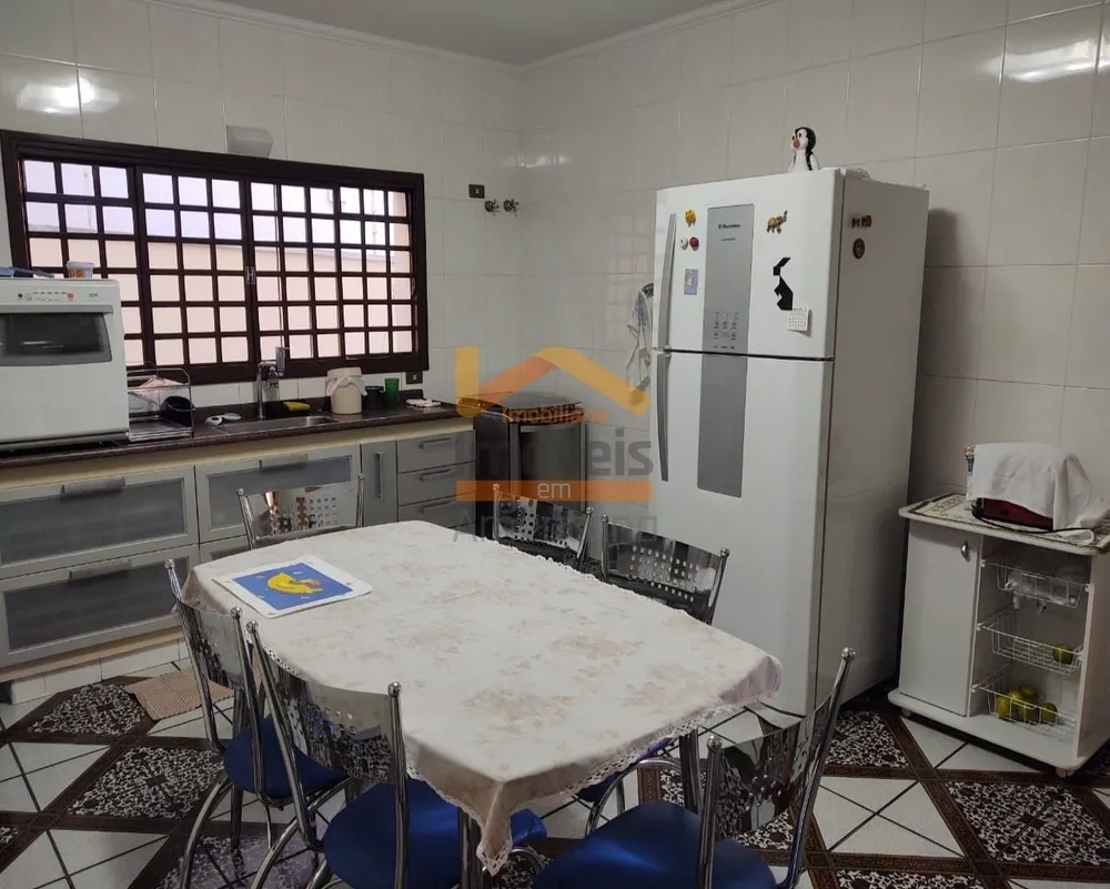 Casa, 4 quartos, 278 m² - Foto 16