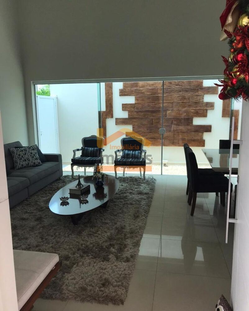 Casa de Condomínio à venda com 3 quartos, 180m² - Foto 2
