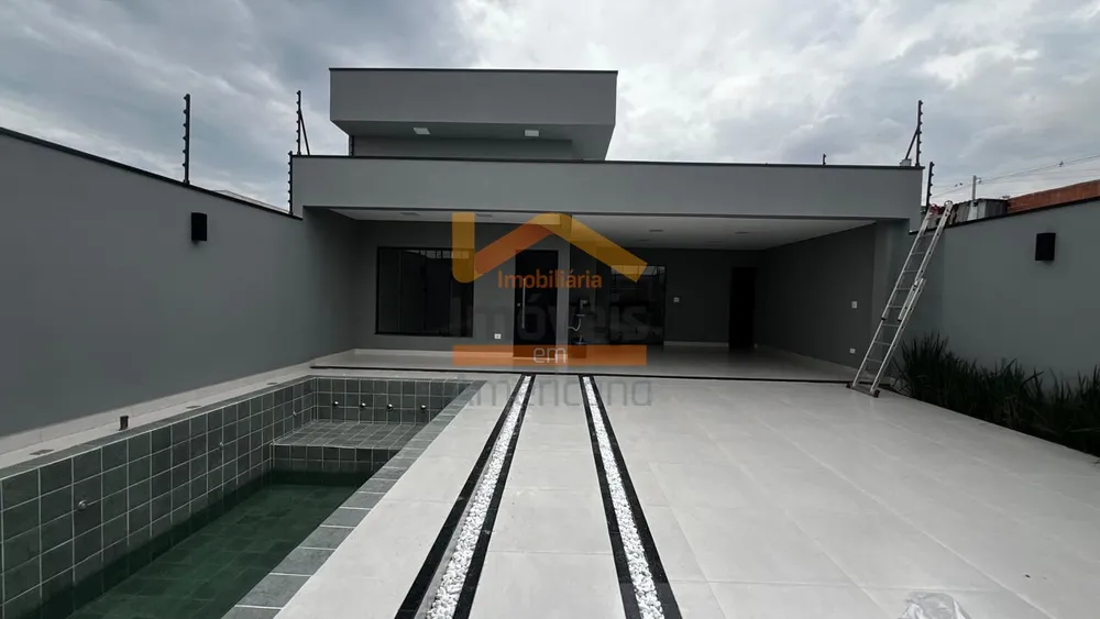 Casa, 3 quartos, 172 m² - Foto 1