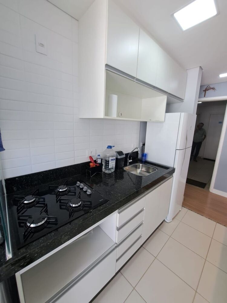 Apartamento à venda com 2 quartos, 52m² - Foto 2