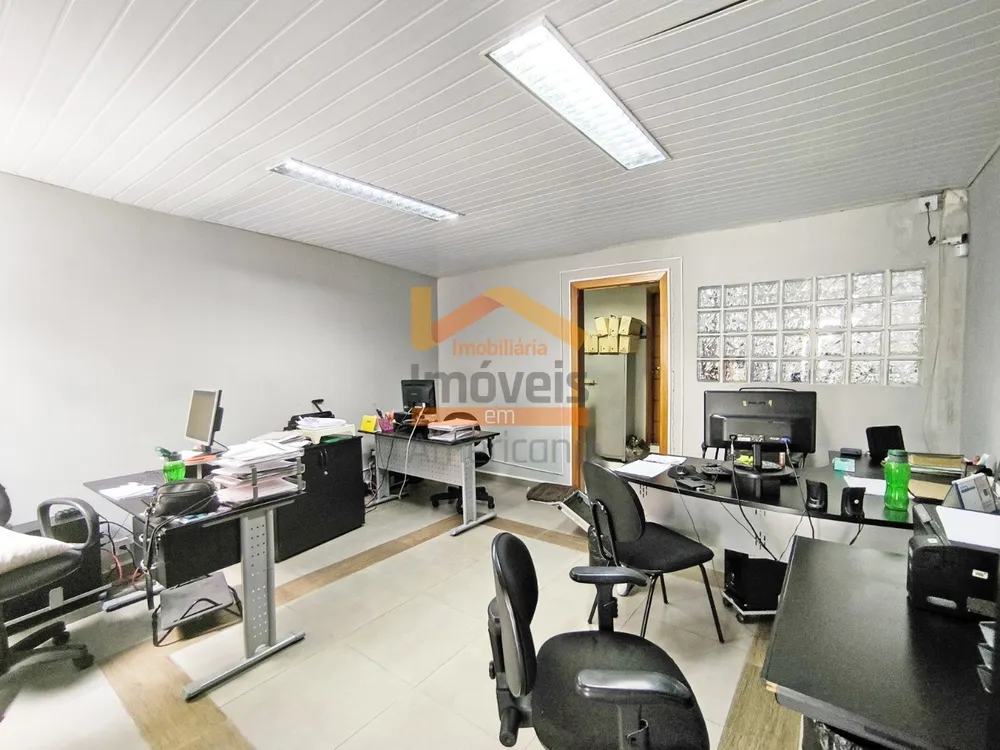 Prédio Inteiro - Foto 1