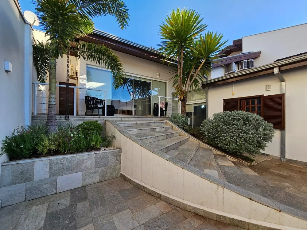 Casa, 3 quartos, 250 m² - Foto 23