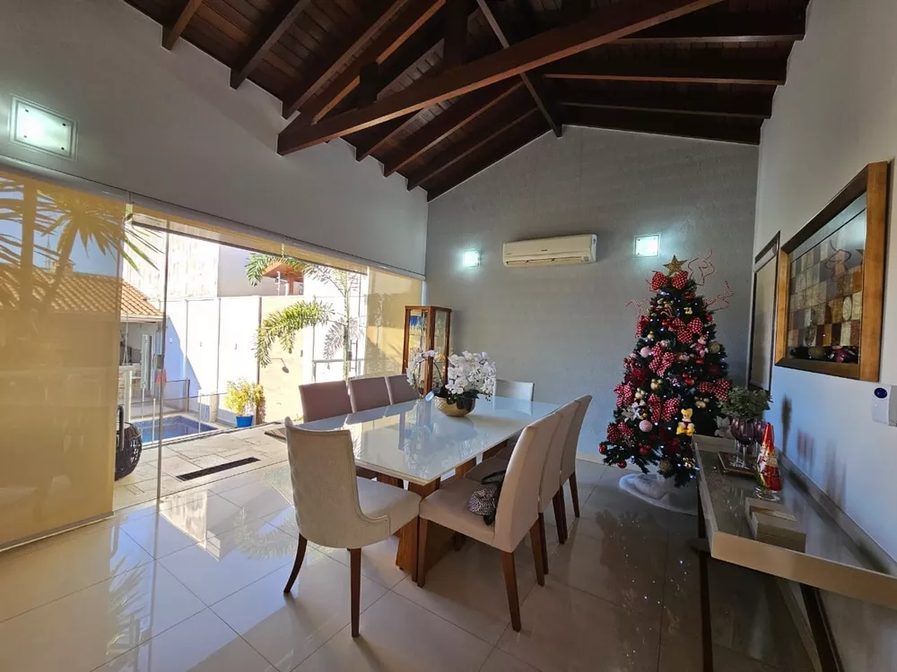 Casa, 3 quartos, 250 m² - Foto 22