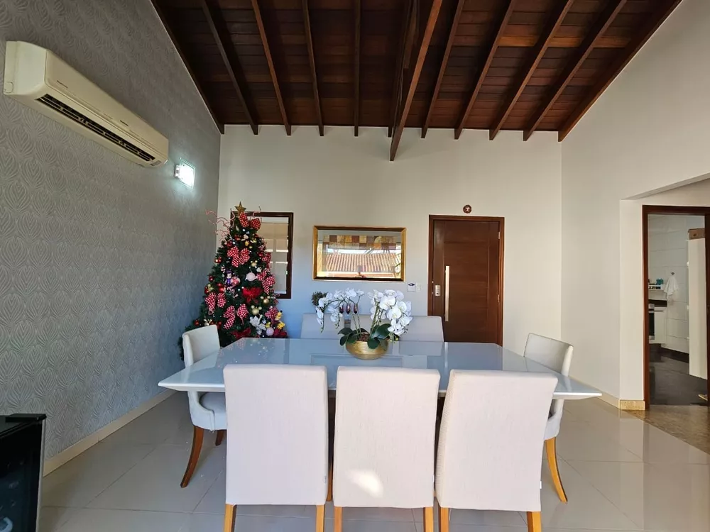 Casa, 3 quartos, 250 m² - Foto 10