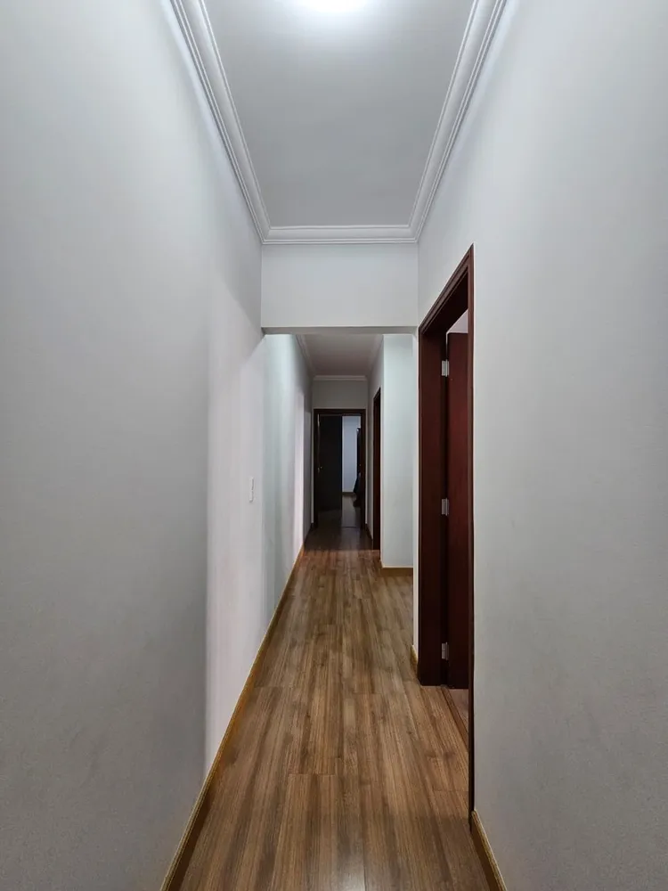 Casa, 3 quartos, 250 m² - Foto 11
