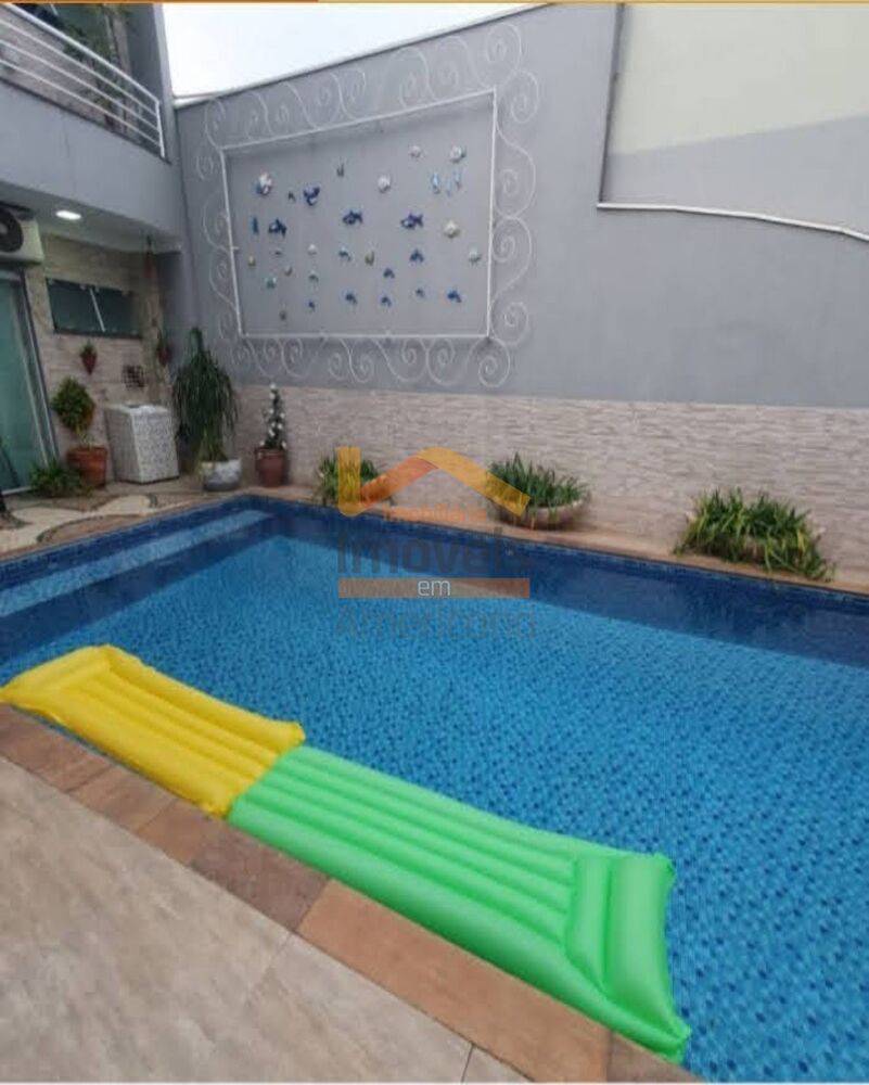 Sobrado à venda com 2 quartos, 210m² - Foto 4