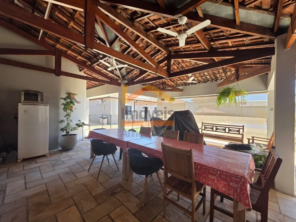 Casa, 4 quartos, 245 m² - Foto 2