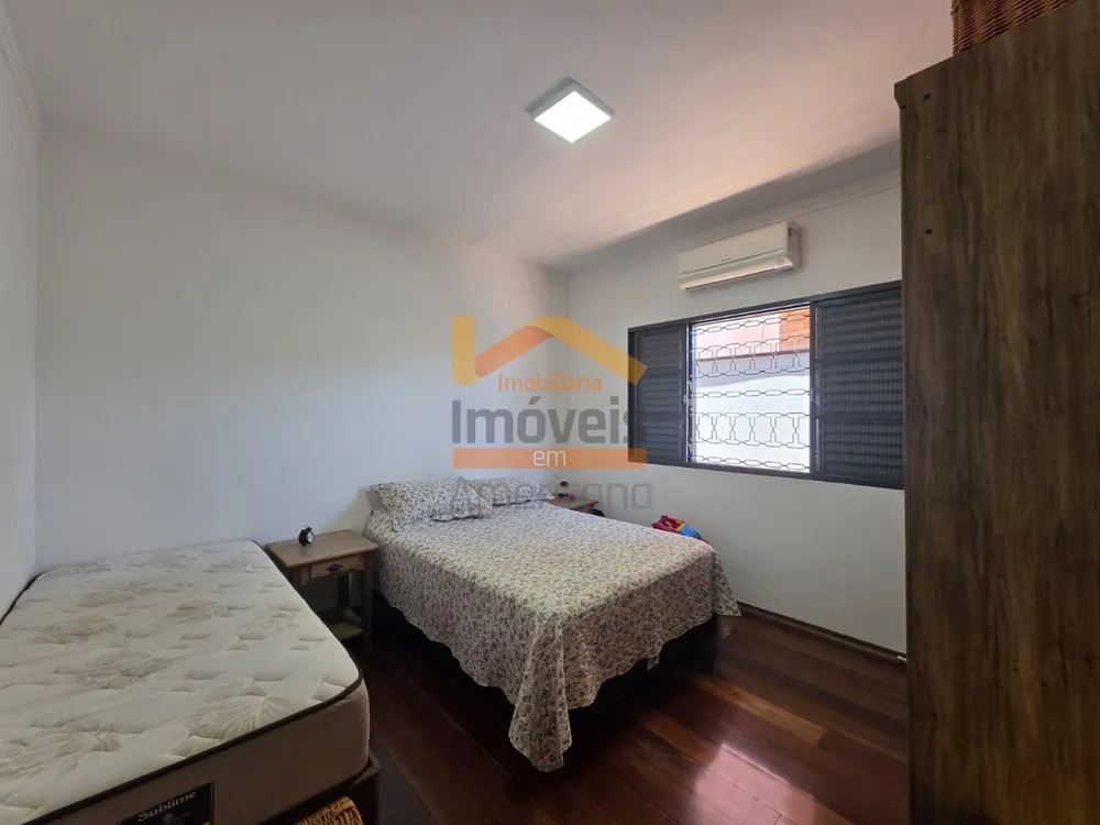 Casa, 4 quartos, 245 m² - Foto 8