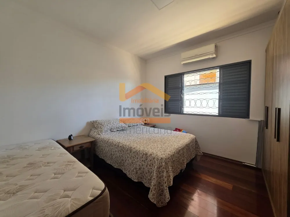 Casa, 4 quartos, 245 m² - Foto 9