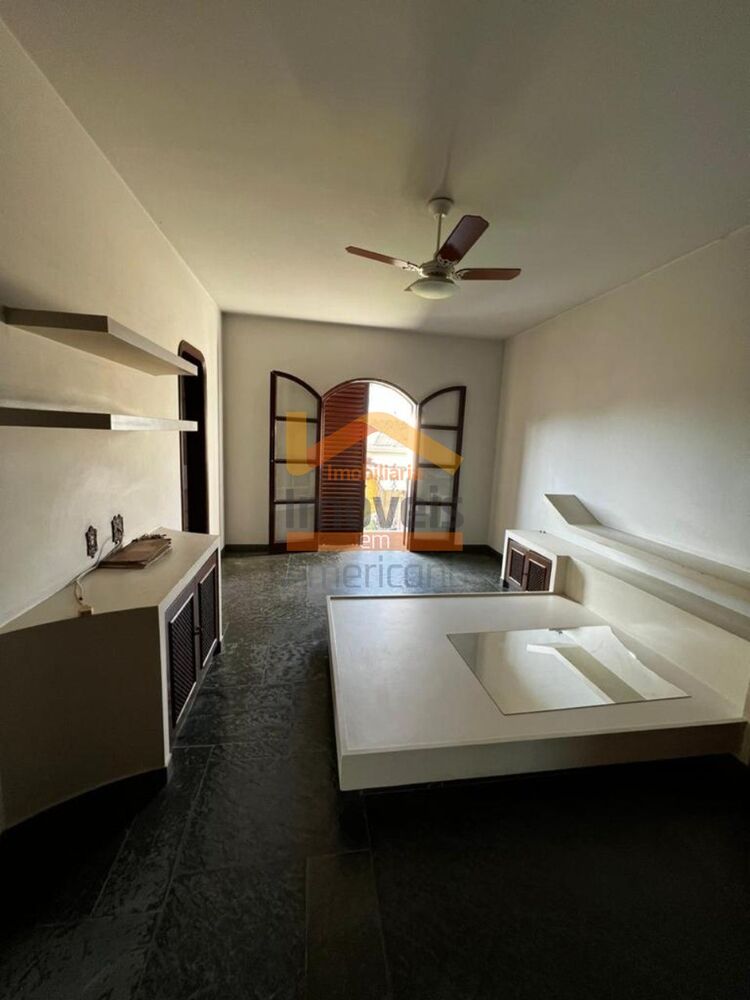 Casa à venda e aluguel com 3 quartos, 660m² - Foto 4