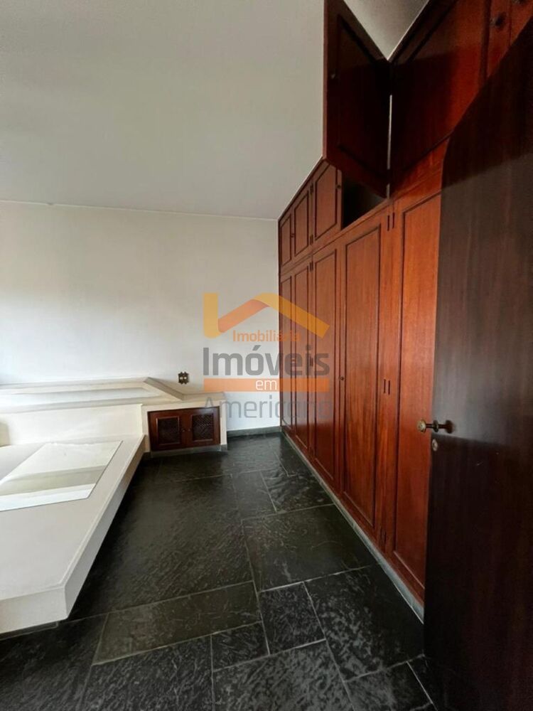 Casa à venda e aluguel com 3 quartos, 660m² - Foto 5