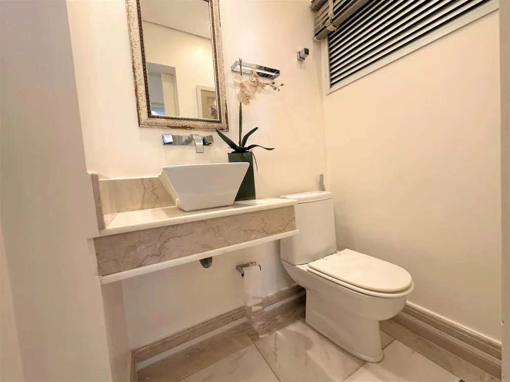 Apartamento, 3 quartos, 156 m² - Foto 2