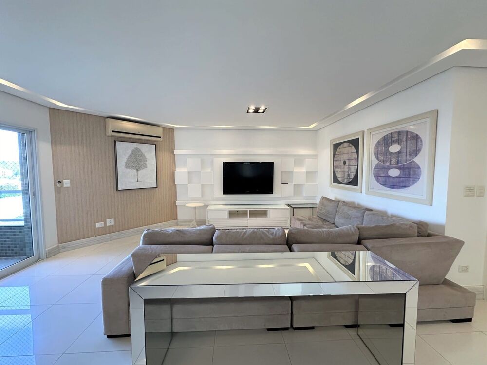Apartamento à venda com 3 quartos, 156m² - Foto 1